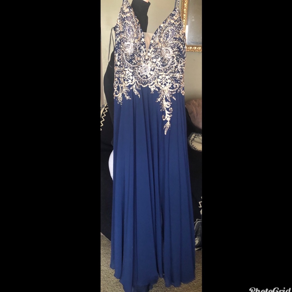 Navy blue with gold design - Picture 1 of 3